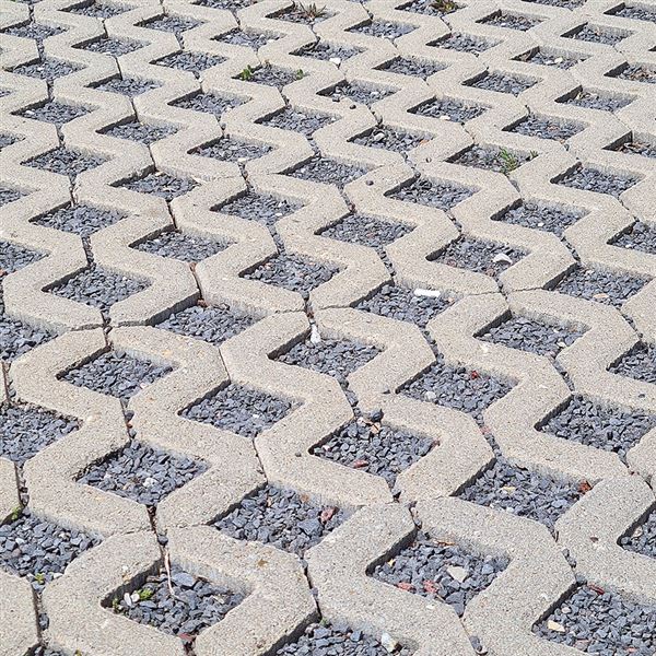 Zatrávňovacia dlažba 60 × 40 × 8 cm sivá paleta 40 ks