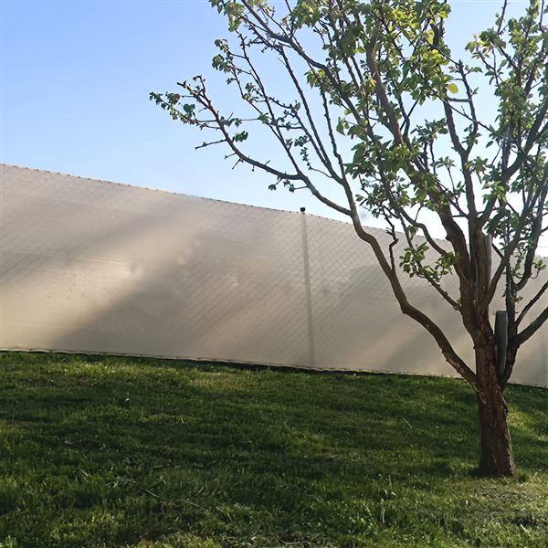Tkanina tieniaca 1,5 × 10 m, 90%, piesková