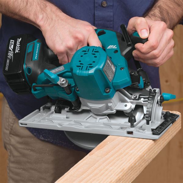 Aku okružná píla Makita DHS680Z, 165 mm, 18 V